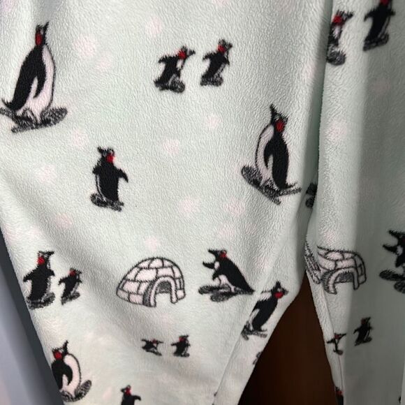 Nick & Nora Fleece Onesie Union suit Penguins Woman’s Medium - Picture 6 of 8